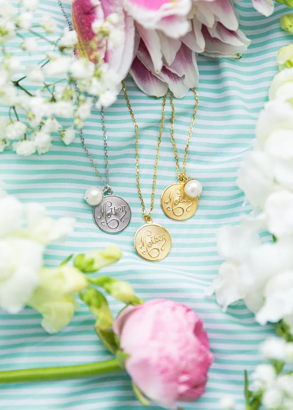 Mother Pearl Drop Necklace