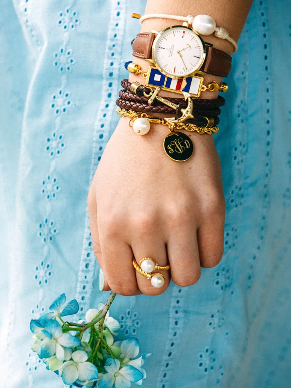 Nautilus Pearl Knot